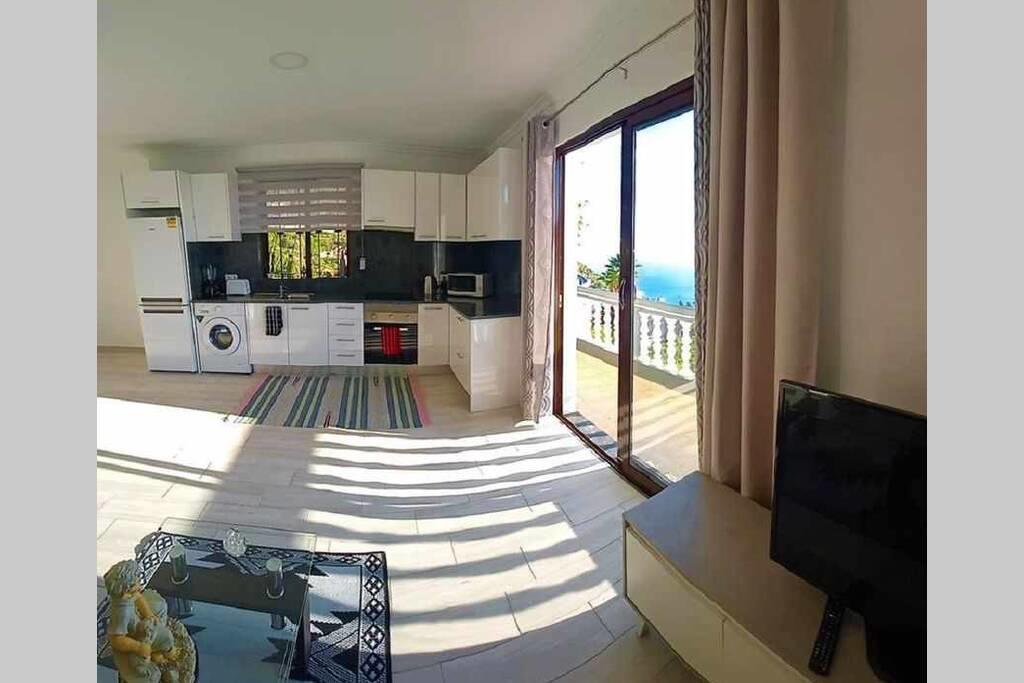 Arcos Grands Suites With Enormous And Private Pool. Arco da Calheta  Buitenkant foto